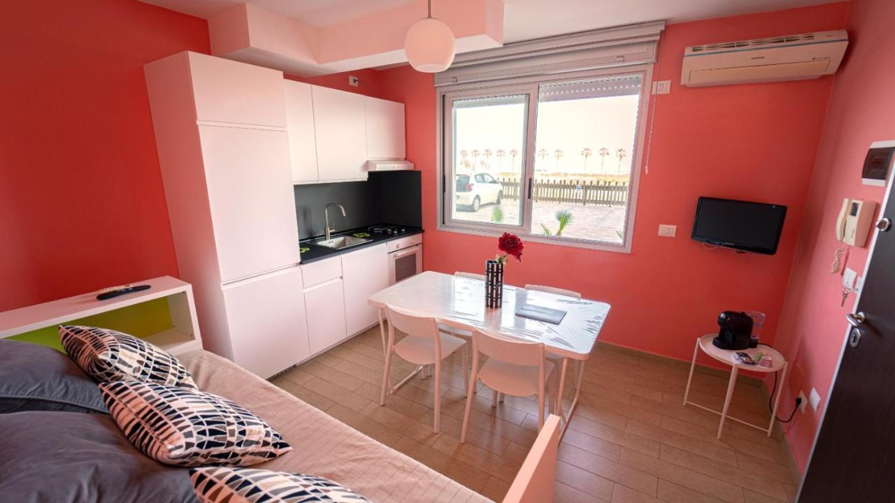 Bed and Breakfast La Palma Del Sol Barletta Exterior foto