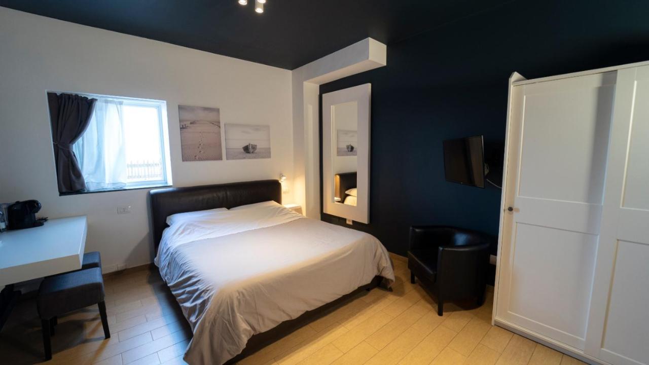 Bed and Breakfast La Palma Del Sol Barletta Exterior foto